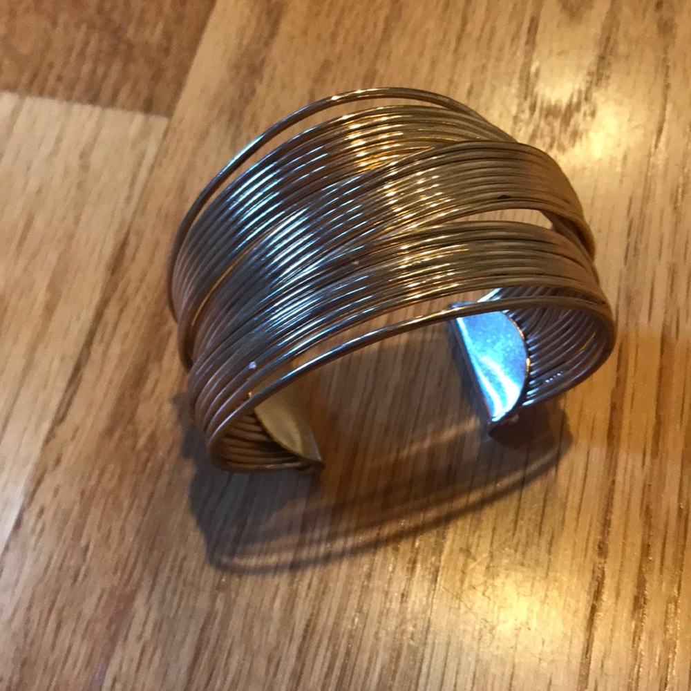 Gold bangle